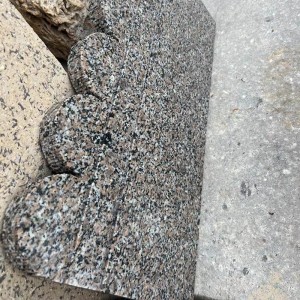 花园围边石 小区别墅花池石芝麻灰庭院花坛边石 花园外围大理石 2平方米